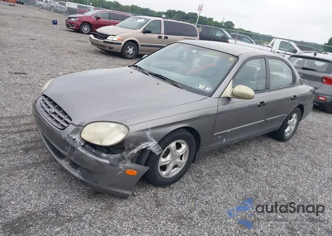 2001 Hyundai Sonata z USA, uszkodzony, nr VIN KMHWF25S91A435427